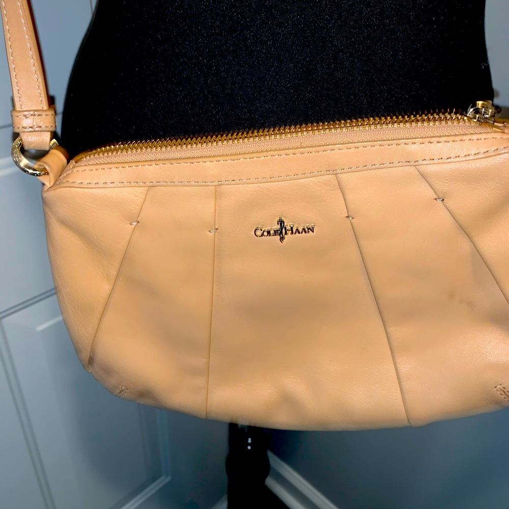 Tan leather designer shoulder handbag